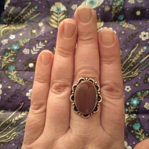 Elegant Silver and Brown Oval Ring